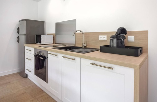 La Pernelle House | Stunning home in La Pernelle with WiFi