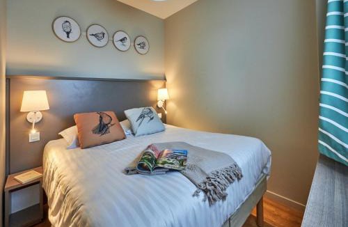 Courseulles-sur-Mer Apartment | Stunning River View Apartment for 5