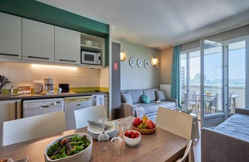 Courseulles-sur-Mer Apartment | Stunning River View Apartment for 5