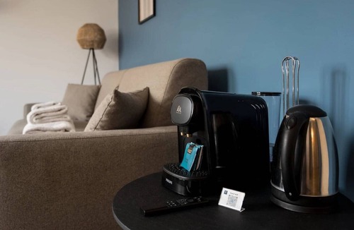 Vanves Apartment | Suite Marcellin #34 - Rooftop & Air Conditioning