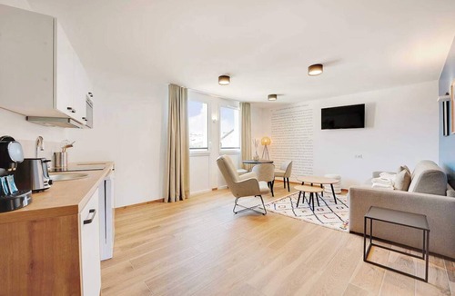 Vanves Apartment | Suite Marcellin #34 - Rooftop & Air Conditioning