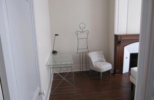Beaumont-sur-Sarthe Bed & Breakfast | Suite Sainte Anne