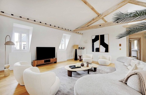Faubourg-du-Roule Apartment | Sumptuous Apartment - 4CH/8P - Champs ElysÃ©ees