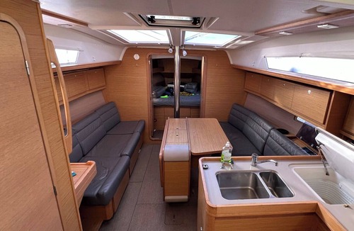 Arzon Boat Rental | Sun-Kissed Sailing Adventure in Golfo de Morbihan, Brittany