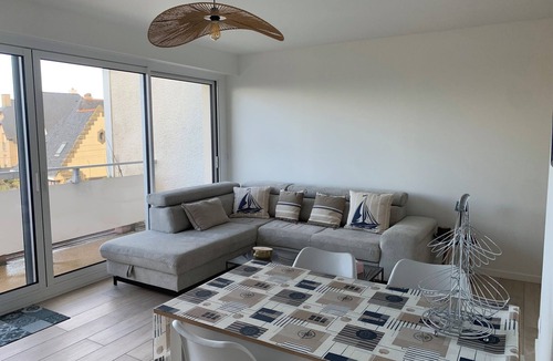 Saint-Ideuc Apartment | Superb apartment 150 m from the beach