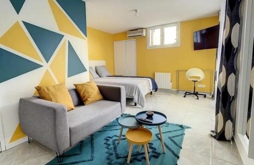 Saint-Acheul Apartment | SUPERBE STUDIO HYPER CENTRE TOUT ÉQUIPÉ WIFI NETFLIX 2PERS