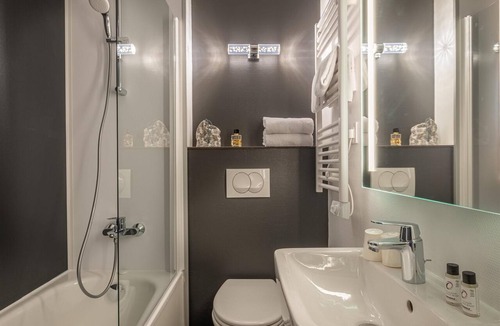 Les Ponts-de-Ce Hotel | Sure Hotel by Best Western Angers Sud