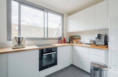 Quartier de Javel Apartment | Sweet Skies, by Veeve