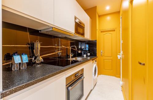 Quartier de la Place-Vendome Apartment | Sweett - Pavillon Madeleine