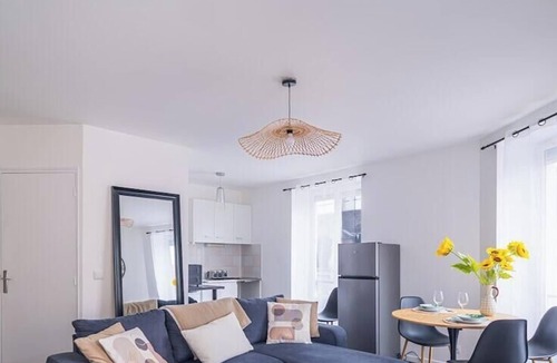 Bollee Apartment | T2 Near Tram & Center - Ideal Duo and/or Pro