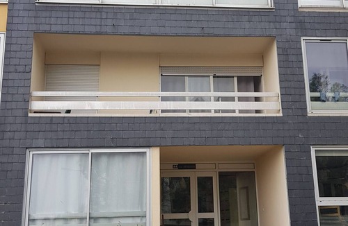 Courseulles-sur-Mer Apartment | T3 Apartment with harbor view, parking and WiFi