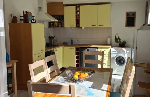 Saint-Servan Apartment | T3 quiet and bright, south terrace, secure private parking, shops 200m