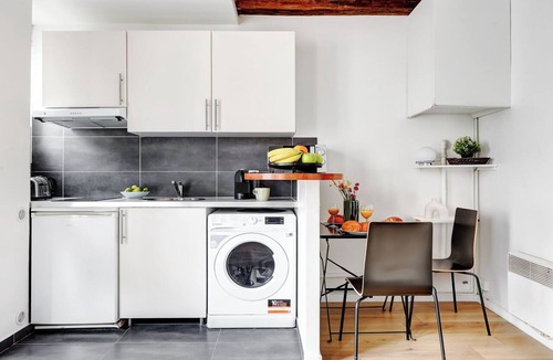 Arts-et-Metiers Apartment | Temple - Republique Cosy Marais Studio