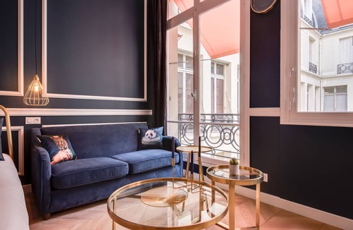 Faubourg-du-Roule Apartment | The Blue Elysées Suite