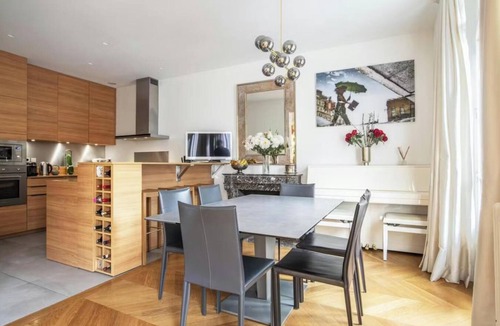 Notre-Dame-des-Champs Apartment | THE ESSENCE OF PARISIAN LUXURY BATHED IN NATURAL LIGHT - 200 SQM – SAINT GERMAIN