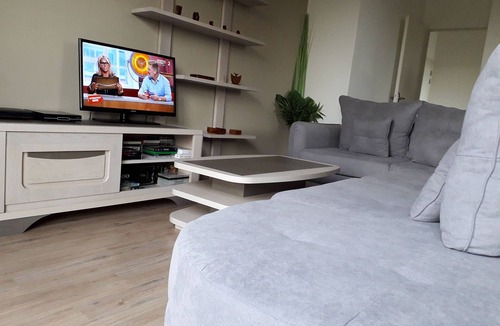 Herouville-Saint-Clair Apartment | The green apartment