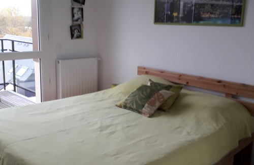 Herouville-Saint-Clair Apartment | The green apartment