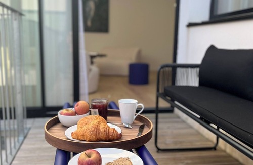 Chartrons Apartment | The Social Liveur- Soho « Les Chartrons »