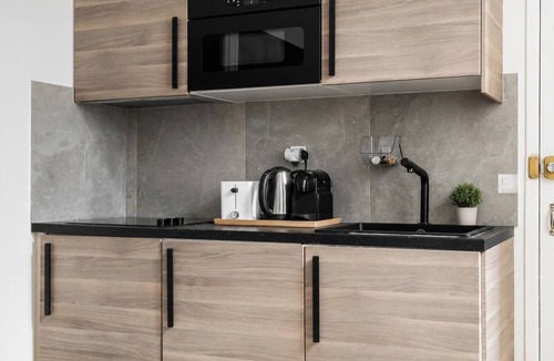 Quartier de la Folie-Mericourt Apartment | TheBlueStay 350 - Stunning Apt in République