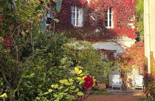 Giverny Apartment | Theresa Suites