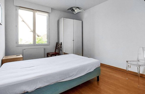 Gif-sur-Yvette House | This spacious and family-friendly vacation home welcomes you in an ideal location in the middle of t