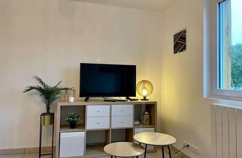 Le Thuit-de-l'Oison Apartment | Thuit de l'Oison - Magnifique appart F2 duplex