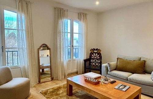 Auray House | Town house