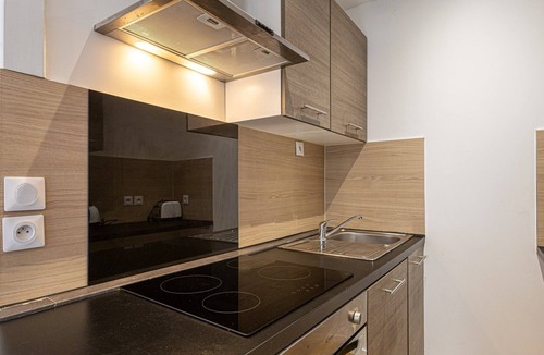 Treguier Apartment | Tréguier Town Centre - Charm and Cathedral View