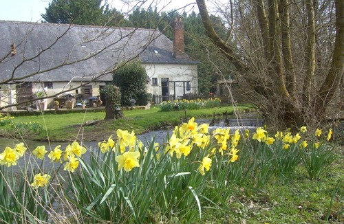 Lhomme Cottage | Tranquil riverside cottage in grounds of watermill.