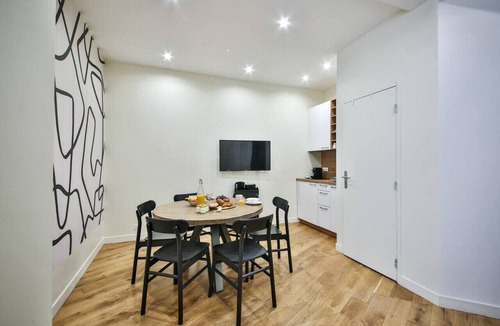 Ternes Apartment | Triplex-6Pers-Porte Maillot-ArcdeTriomphe-Paris17
