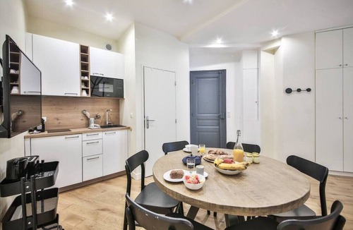 Ternes Apartment | Triplex-6Pers-Porte Maillot-ArcdeTriomphe-Paris17