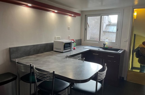 Chartres Apartment | Triplex Le Soleil d'Or 4/6 people historic center
