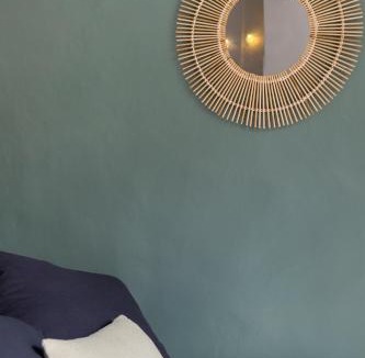 Centre Apartment | Ty Color's