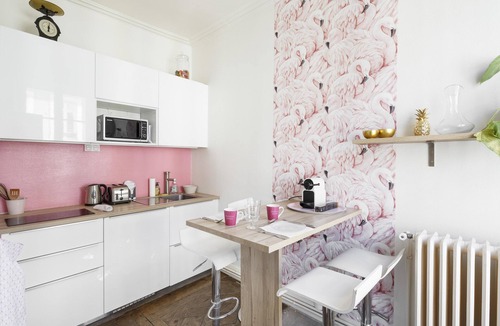 Centre Apartment | Ty Paradis - One Bedroom Apartment, Sleeps 4