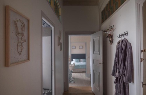 Centre Ville Bed & Breakfast | Une maison en ville Hypercentre - Spa