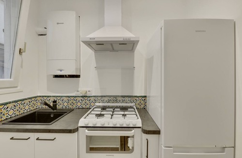 Notre-Dame-des-Champs Apartment | Unit 009 St Germain des Près (Cherche Midi) 2 bedroom 4 pax