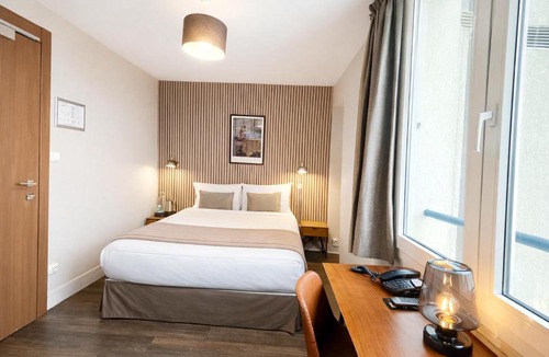 Chateaudun-Bannier Hotel | Urban Style Hôtel des Cèdres