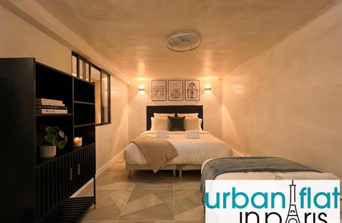 Faubourg-du-Roule Apartment | UrbanFlat 09 - Rare Maison de Ville aux Champs-Elysees