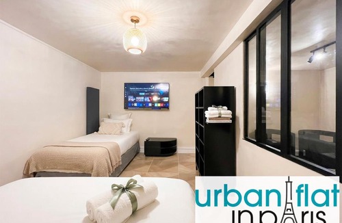 Faubourg-du-Roule Apartment | UrbanFlat 09 - Rare Maison de Ville aux Champs-Elysees