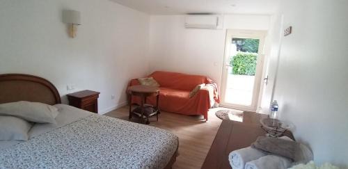 Parigne-lʼEveque Bed & Breakfast | Valérie GOUFFÉ Chambres d'hotes Climatisées