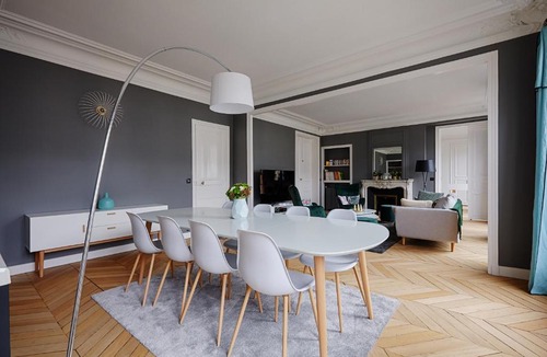 Auteuil Apartment | Veeve - Emerald Exuberance