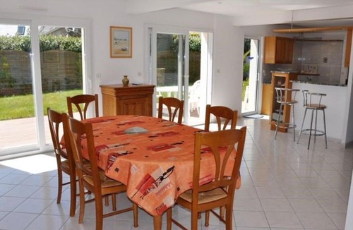 Tregastel House | Villa 3 étoiles avec terrasse, jardin clos et garage à 600m de la mer, Trégastel - FR-1-368-268