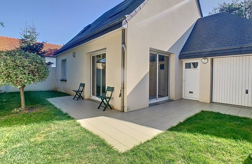 Hauteville-sur-Mer House | Villa BZ 1min from the sea wall and its sandy beach