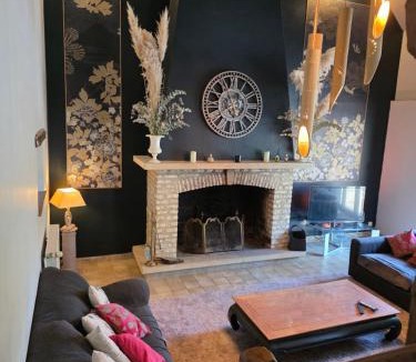 Ri House | Villa du Marais