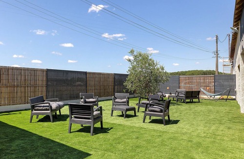Courcelles-de-Touraine House | Villa Flora – Family Home for 14 Guests