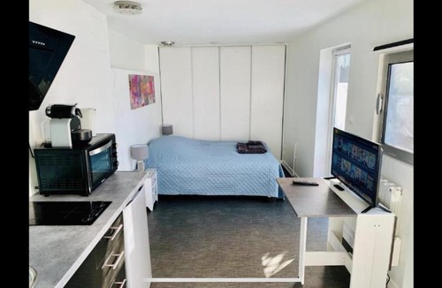 Neuilly-Plaisance Bed & Breakfast | Villa Florian