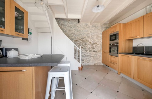 Prefailles Ski Chalet | Villa for 7 adults, 1 child, 400m from the sea