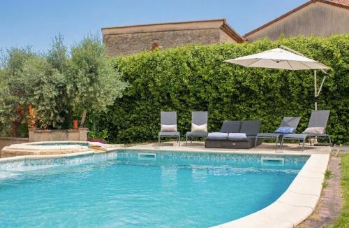 La Celle-sous-Gouzon Villa | Villa L'Oasis du Rhône & Piscine privée