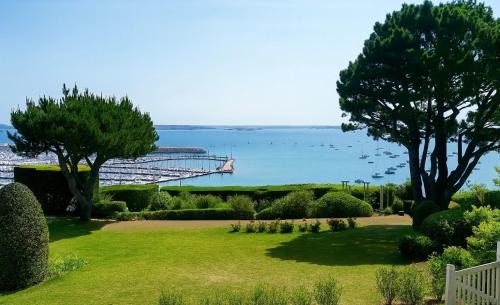 Saint-Cast-le-Guildo House | Villa la Feuillade - Magnifique Maison Vue Mer