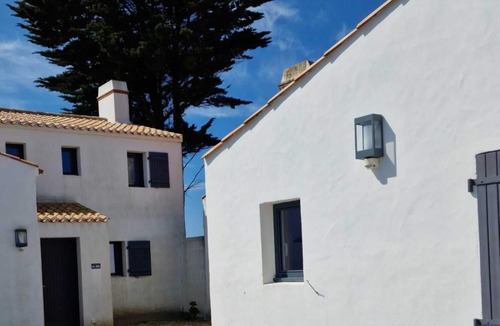 L'Epine House | Villa Rubis, ocean view, direct access to the harbor and beach from the garden. Rated 4*